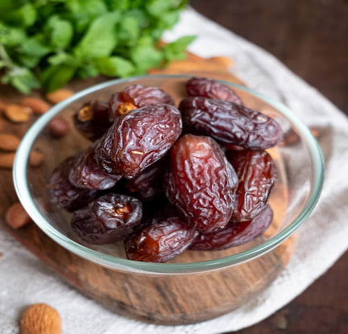 تصویر 1 از خرید و قیمت خرما پیارم درجه 1 + فروش عمده